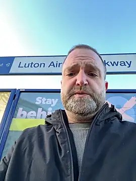 Dilfcam101 online show from November 17, 2025, 9:13 am