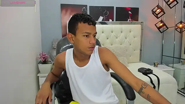 Rory castro online show from September 21, 2025, 11:21 pm