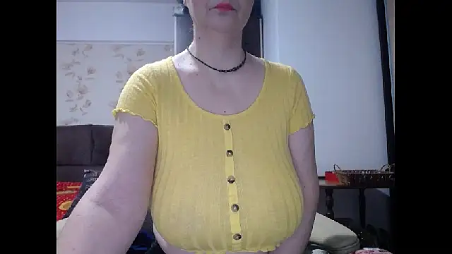 Mary x online show from March 23, 2026, 4:34 am