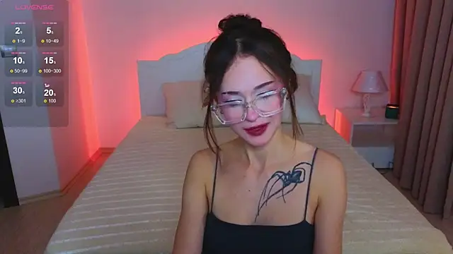 Adetta online show from September 15, 2025, 10:26 am