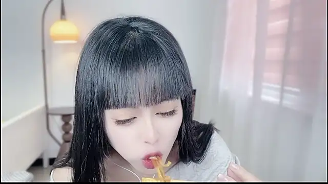 Musae7 online show from November 17, 2025, 4:16 am