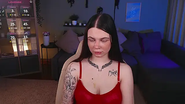 Michela Fruet online show from October 8, 2025, 1:07 am