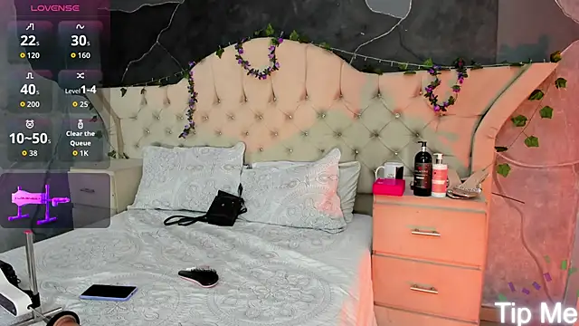 AmbarFoxx  online show from February 20, 2026, 5:37 am