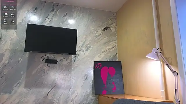 miss bubbles  online show from October 3, 2025, 12:58 am