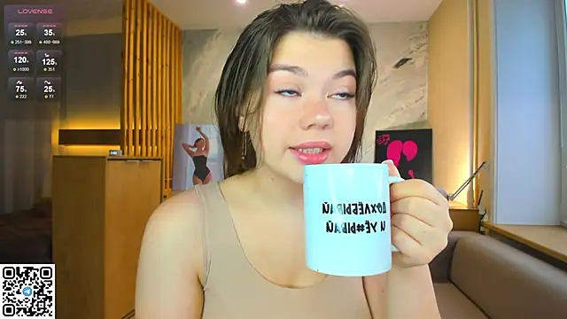 miss bubbles  online show from September 24, 2025, 1:02 am