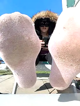 Teafeet online show from March 19, 2026, 8:14 am