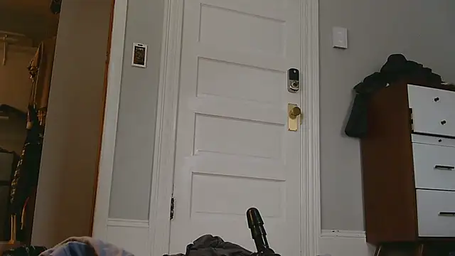 Snapshot of hungbottom603 chatting on December 2, 2025, 6:20 pm hungbottom603 online show from December 2, 2025, 6:20 pm