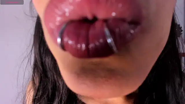 LunarisSmith online show from June 5, 2026, 7:19 pm