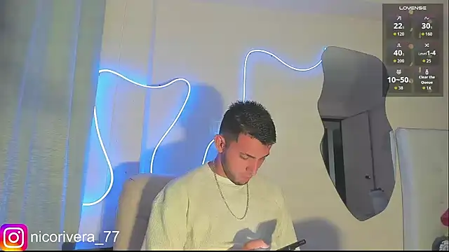 Snapshot of nico_rivera chatting on February 21, 2026, 12:34 am nico rivera online show from February 21, 2026, 12:34 am