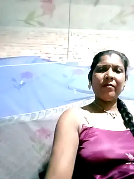 Savita992 online show from June 21, 2026, 3:07 pm