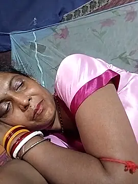 Savita992 online show from June 1, 2026, 7:52 am
