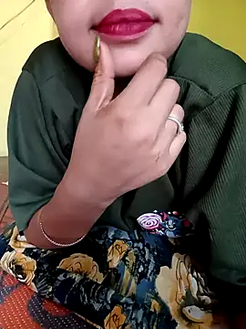 Daisygirl9 online show from October 21, 2025, 5:40 am