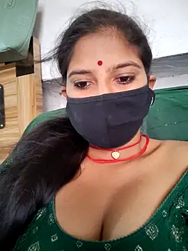 Daisygirl9 online show from April 30, 2026, 7:48 am