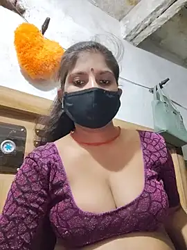 Daisygirl9 online show from June 10, 2026, 4:41 pm