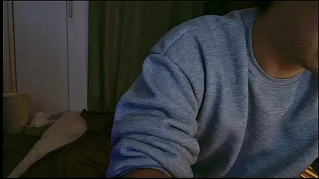 C-4bomb online show from March 8, 2026, 5:22 am