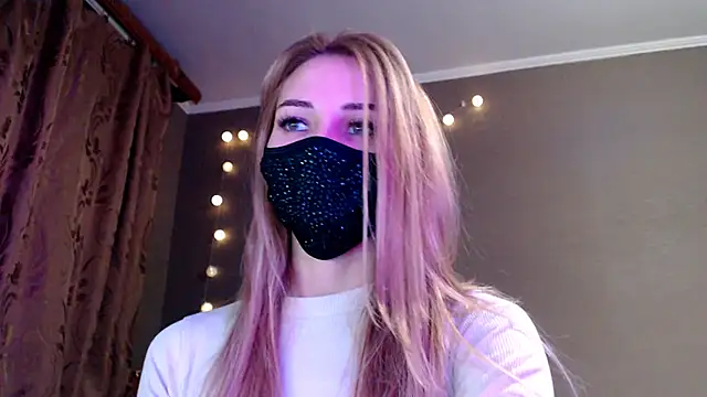 Iris lave online show from December 17, 2025, 3:06 pm