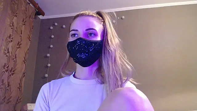 Iris lave online show from September 15, 2025, 4:18 pm