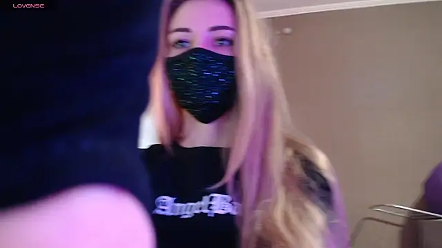 Iris lave online show from November 15, 2025, 9:13 am