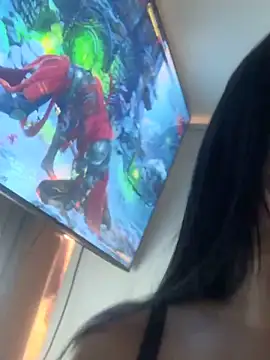 lucy grey25 online show from November 24, 2025, 7:36 pm