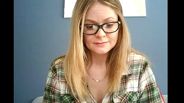 Ginger-bb online show from February 24, 2026, 7:42 am