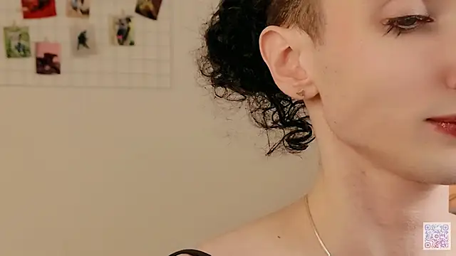 Queen of tease online show from February 9, 2026, 7:34 pm