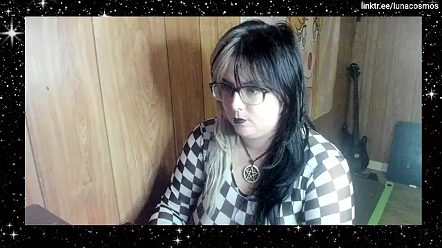 LunaCosmos online show from November 14, 2025, 1:20 am