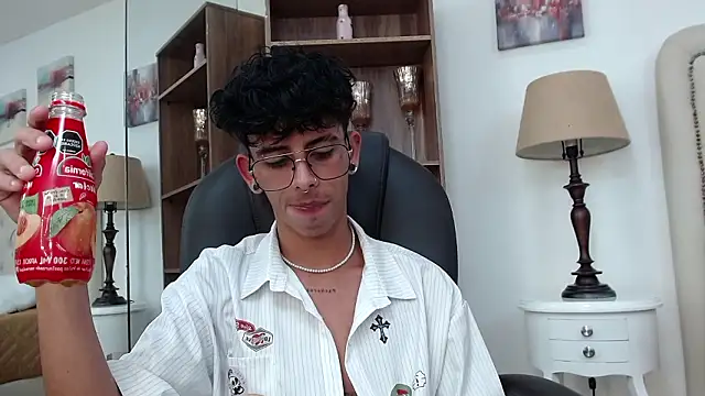 Ibratxandy online show from March 11, 2026, 7:08 pm