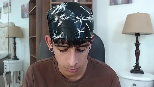 Ibratxandy online show from May 8, 2026, 5:28 pm