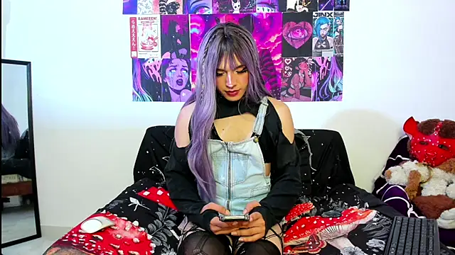  viollette  online show from June 18, 2026, 12:31 am