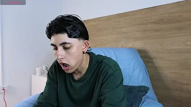 Snapshot of Stiven_Benet_ chatting on September 11, 2025, 8:53 pm Stiven Benet online show from September 11, 2025, 8:53 pm