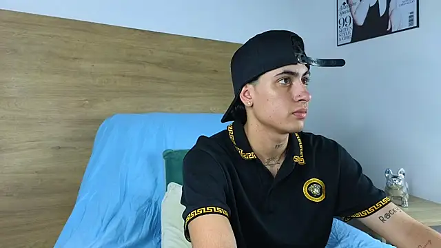 Snapshot of Stiven_Benet_ chatting on November 13, 2025, 6:56 pm Stiven Benet online show from November 13, 2025, 6:56 pm