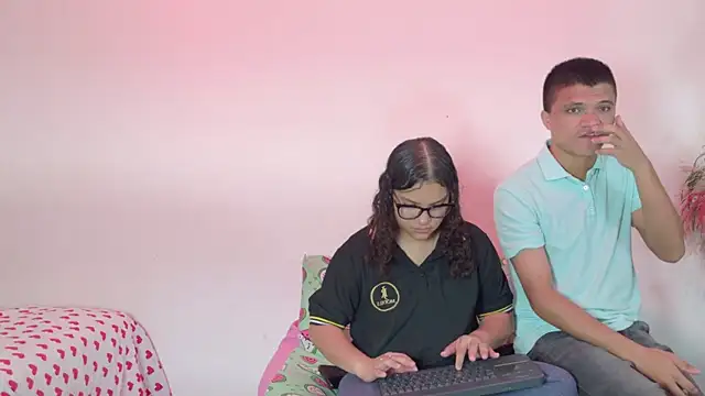 aly n sebas online show from May 31, 2026, 3:23 am