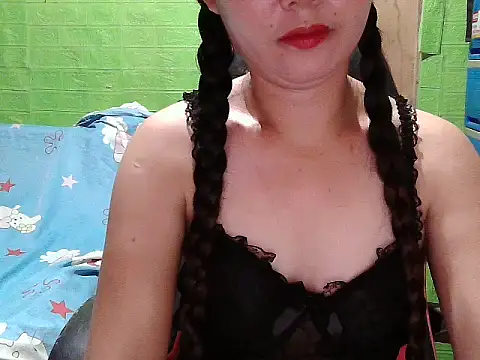 Snapshot of lucky_rona chatting on June 30, 2026, 1:00 pm lucky rona online show from June 30, 2026, 1:00 pm