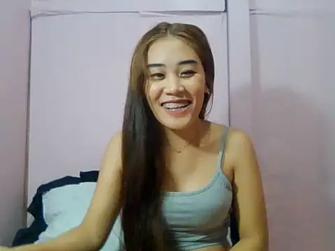 YourWildestDoll online show from June 18, 2026, 6:13 pm