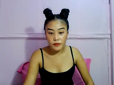 YourWildestDoll online show from February 9, 2026, 11:03 pm