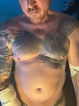 CloudyKingG online show from June 10, 2026, 11:39 pm