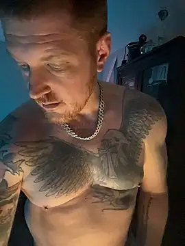 CloudyKingG online show from April 27, 2026, 12:30 am