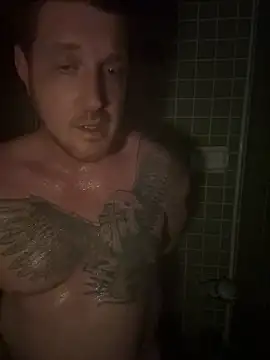CloudyKingG online show from July 22, 2026, 2:02 am