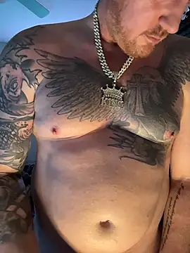 CloudyKingG online show from June 19, 2026, 6:36 pm