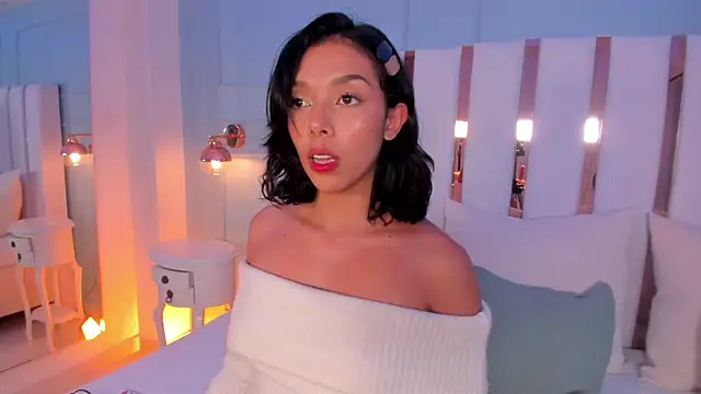 selene phmoon online show from October 5, 2025, 4:36 am