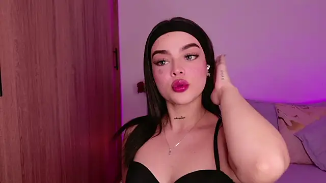 DulceDuarte online show from January 7, 2026, 1:10 am