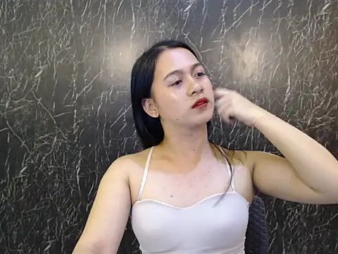 ur asianpretty online show from April 28, 2026, 11:36 am