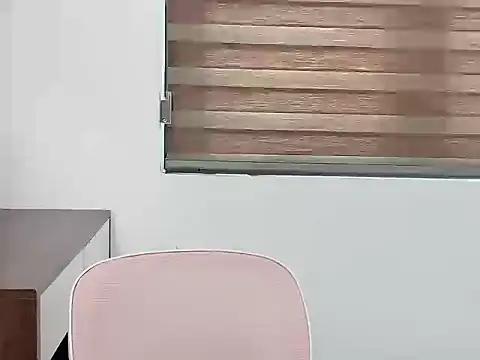 Amelia-babee online show from September 27, 2025, 4:18 am