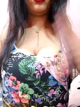 Snapshot of Princessa05 chatting on July 21, 2026, 1:12 pm Princessa05 online show from July 21, 2026, 1:12 pm