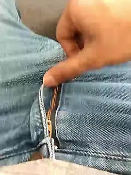 Ajayy01 online show from October 9, 2025, 10:38 am