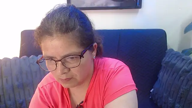 Linda banks  online show from November 12, 2025, 11:58 am