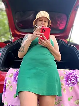 Milena-MilfaXXX online show from May 26, 2026, 4:43 am