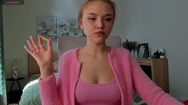 flooora 0 online show from April 27, 2026, 1:36 am