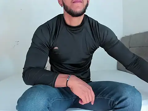 Edy coltt online show from September 18, 2025, 1:58 pm