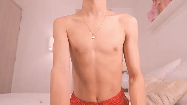 Snapshot of moon_angels chatting on March 19, 2026, 12:27 pm moon angels online show from March 19, 2026, 12:27 pm